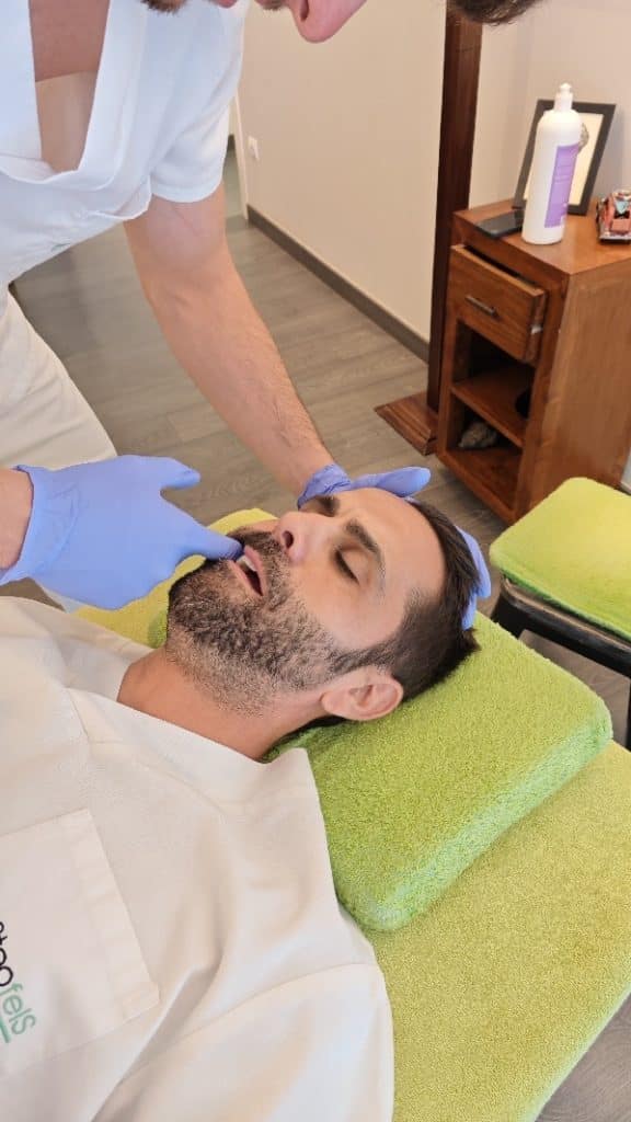 Consejos de fisioterapia maxilofacial en Castelldefels